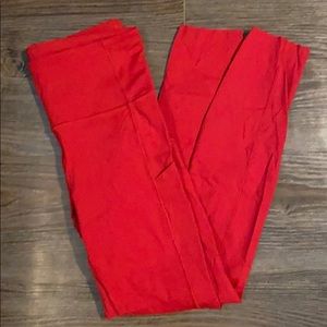 Red Lululemon leggings!!